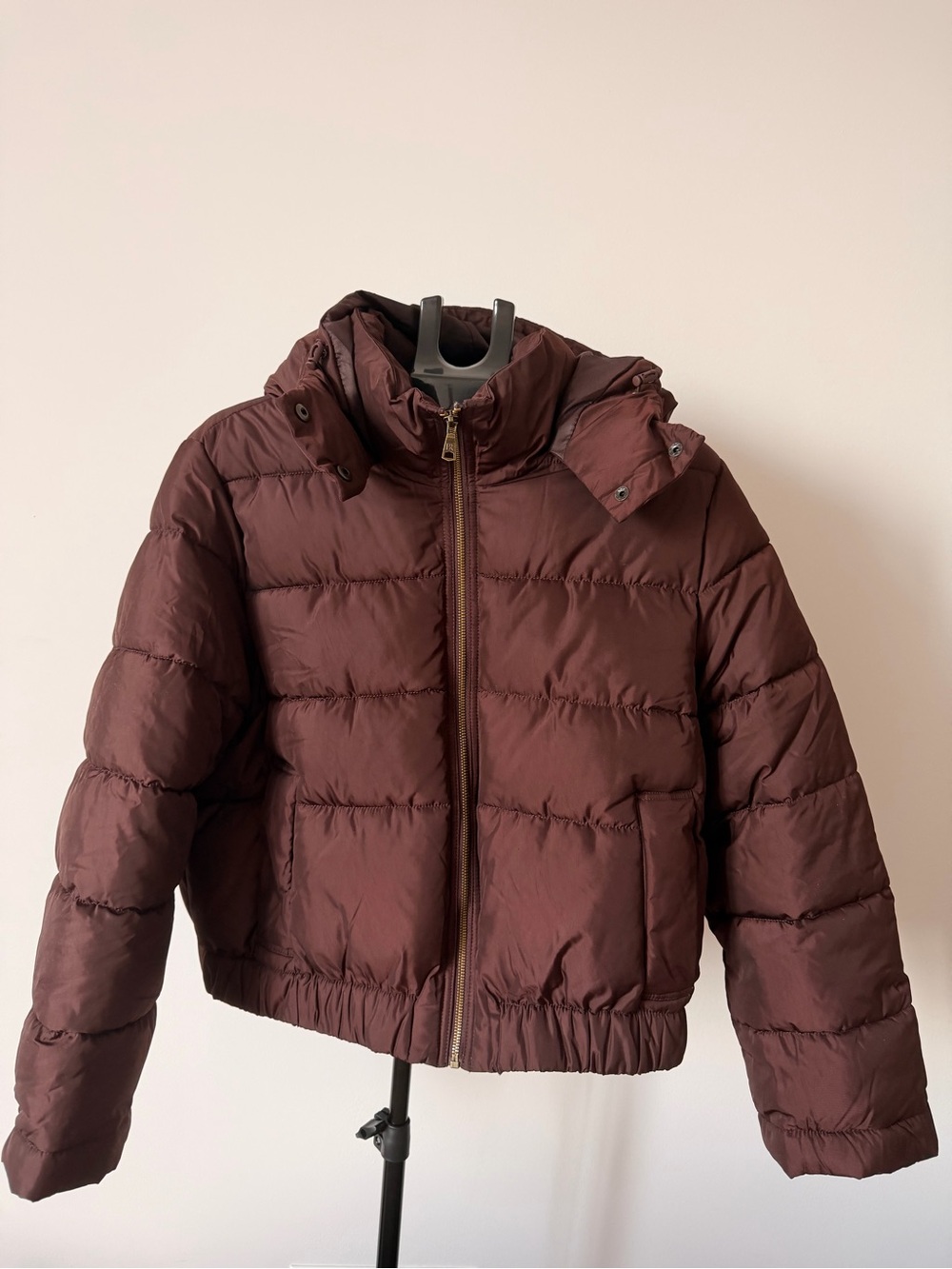 Women’s Banana Republic Quilted Puffer Jacket in Dark Burgundy